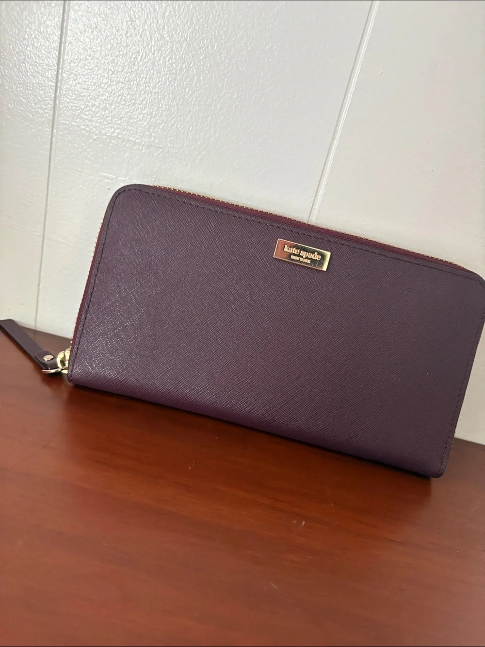 Kate Spade NY Laurel Way Neda Saffiano Burgundy Leather Zip Continental Wallet
